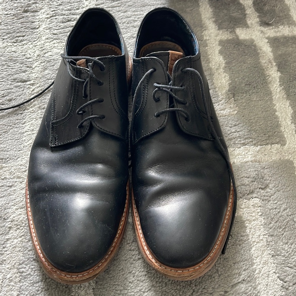Black leather dress shoes